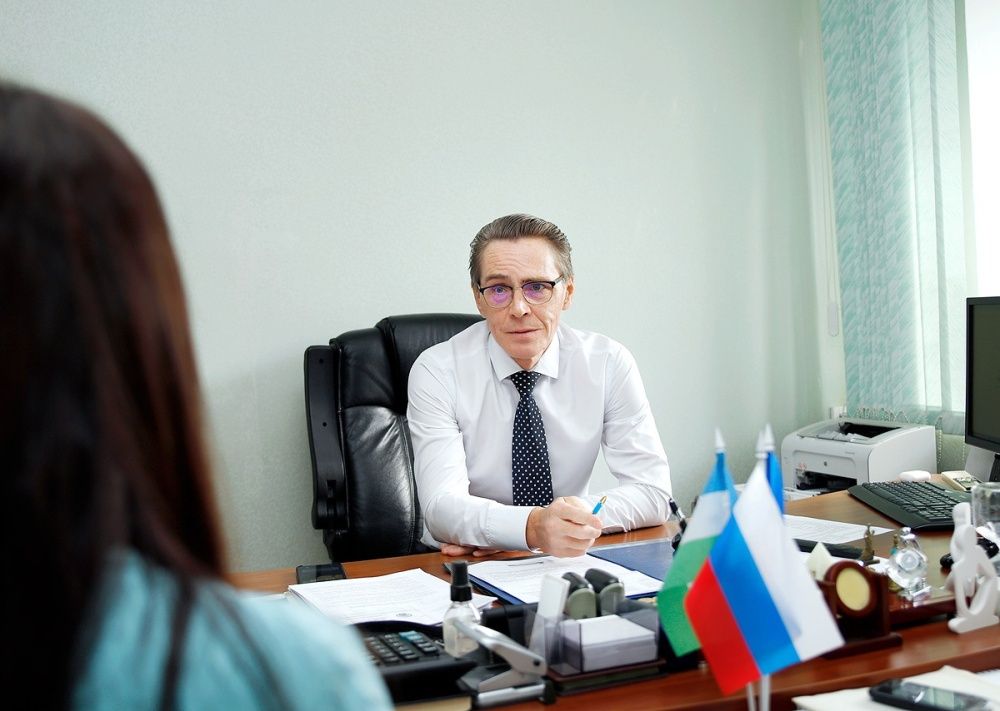 Сегодня главный врач больницы Сергей Валерьевич Бойков провёл личный приём граждан